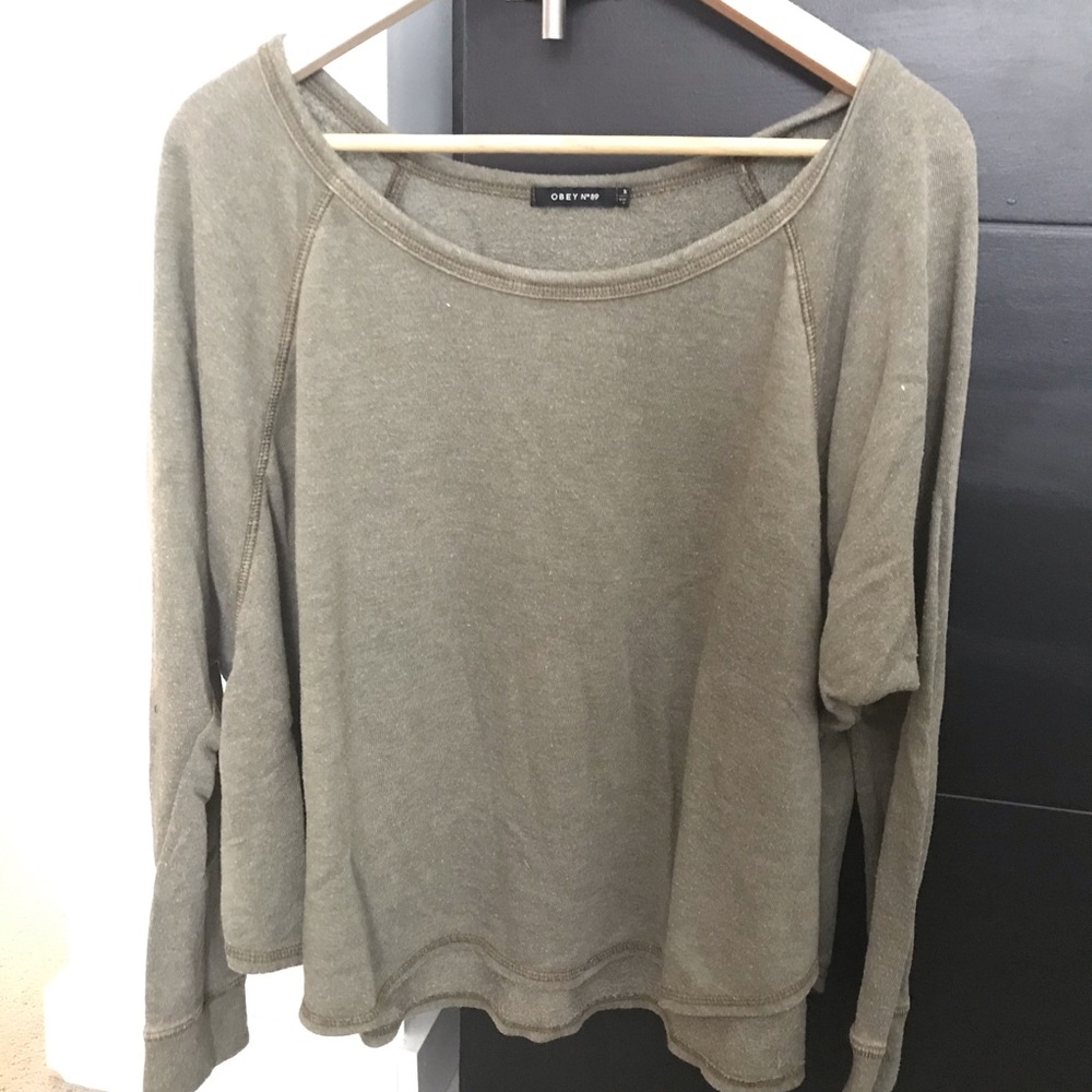 Obey scoop hem sweatshirt